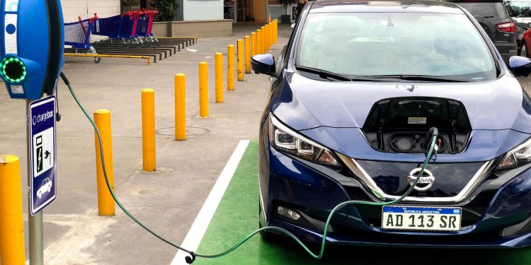 Más puestos de carga para vehículos eléctricos