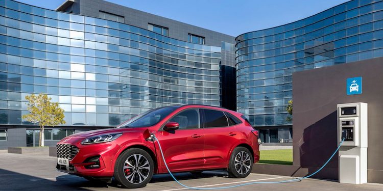 Avanza la electrificación de vehículos