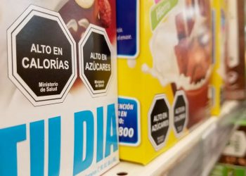 Etiquetado frontal: la ley para saber qué comemos se empantana entre el lobby y los tiempos legislativos