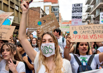 Jóvenes marcharon en todo el mundo contra el cambio climático