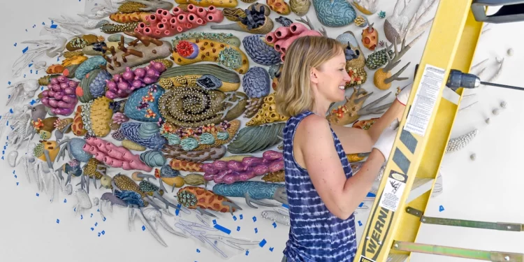 Courtney Mattison, la frágil belleza de los corales