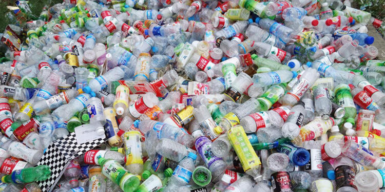 La Inteligencia Artificial, una aliada en la lucha para poner fin al plástico