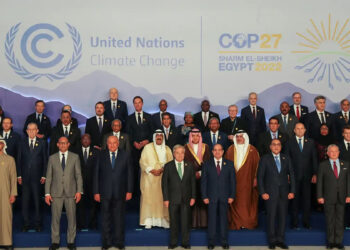 «Cooperar o morir», el dramático mensaje que abrió la COP27