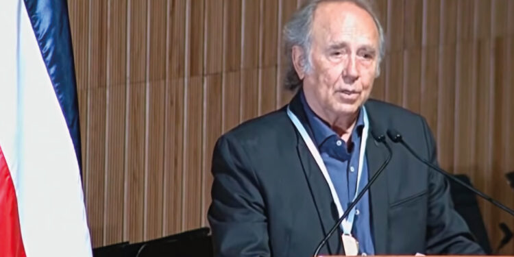 «Que los músicos no paren de hacer sonar sus instrumentos y que los poetas no dejen de alzar la voz»