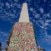 El obelisco, ¿desbordado de basura?